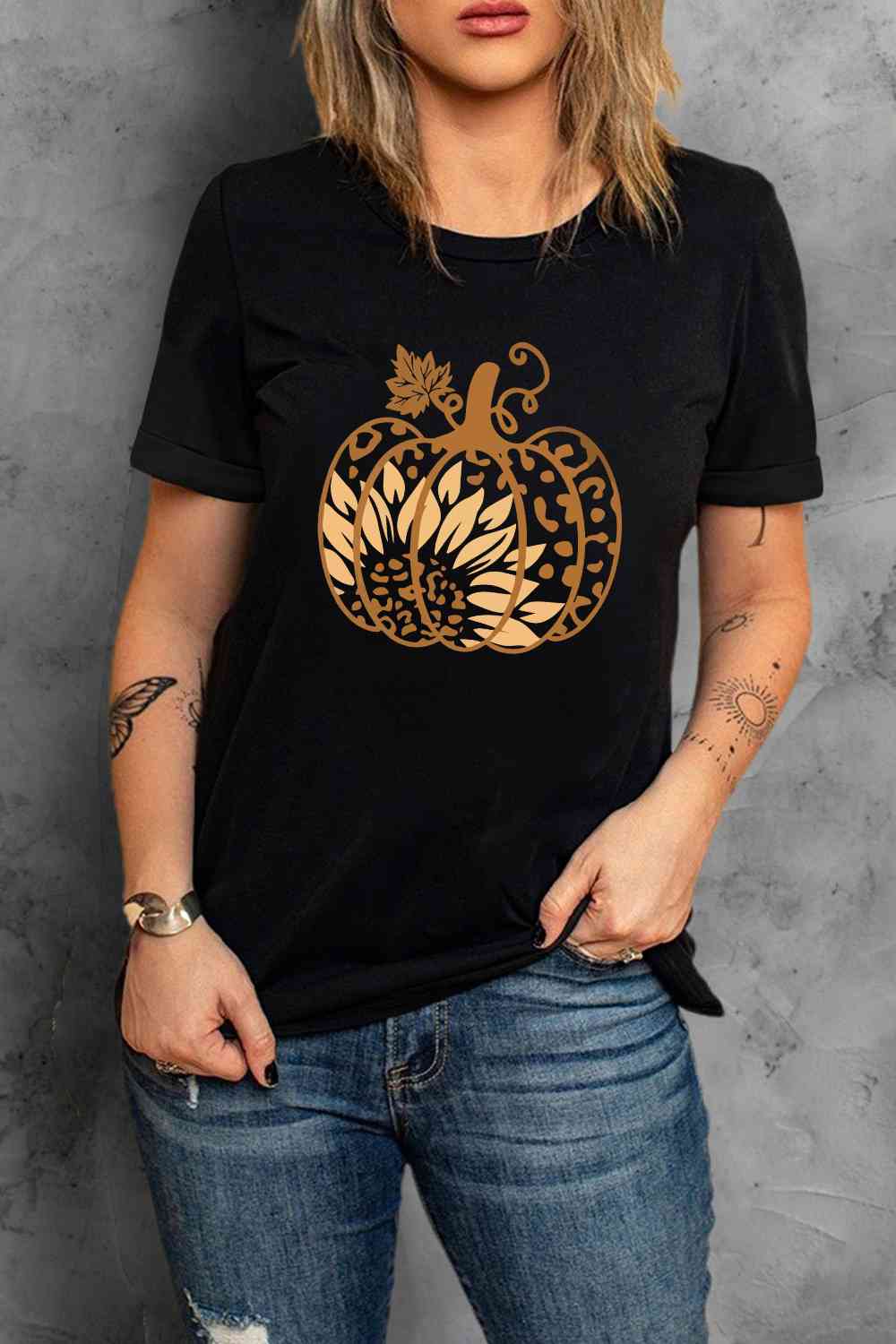 Short Sleeve Pumpkin Graphic T-Shirt - Ashley's Artistries