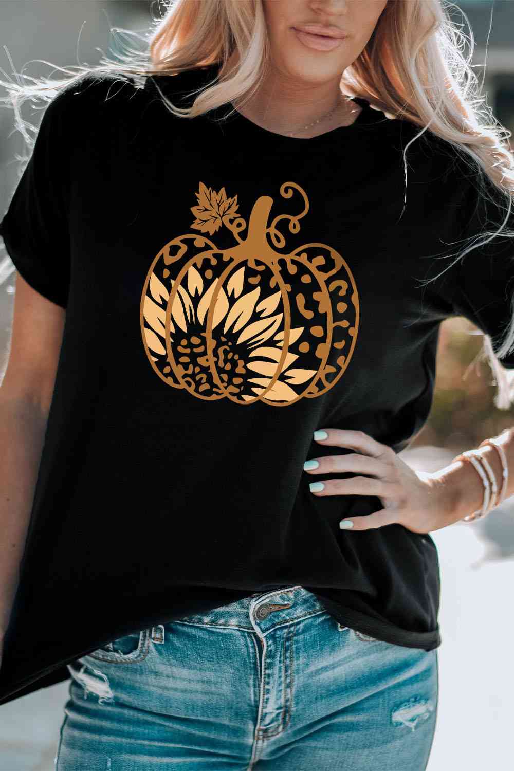 Short Sleeve Pumpkin Graphic T-Shirt - Ashley's Artistries