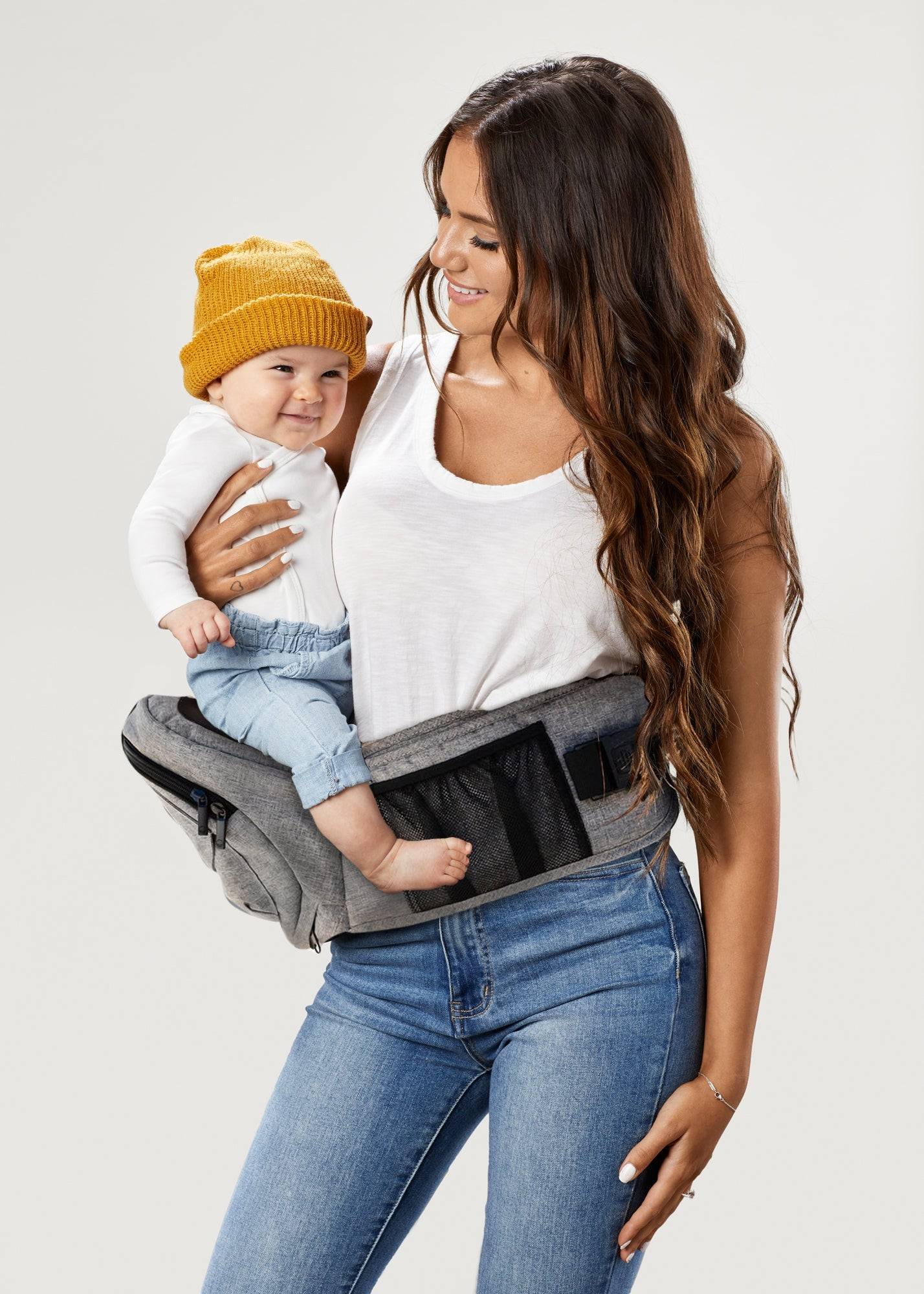 Baby Hip Carrier by Tushbaby