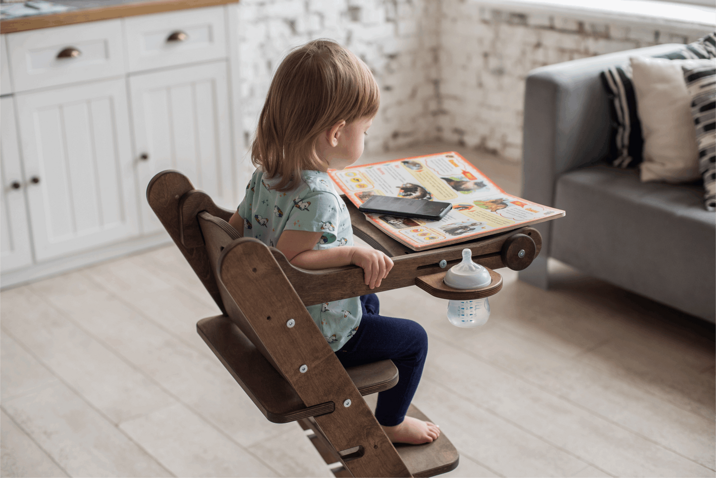 Growing Highchair for Babies to Toddlers - Ashley's Artistries