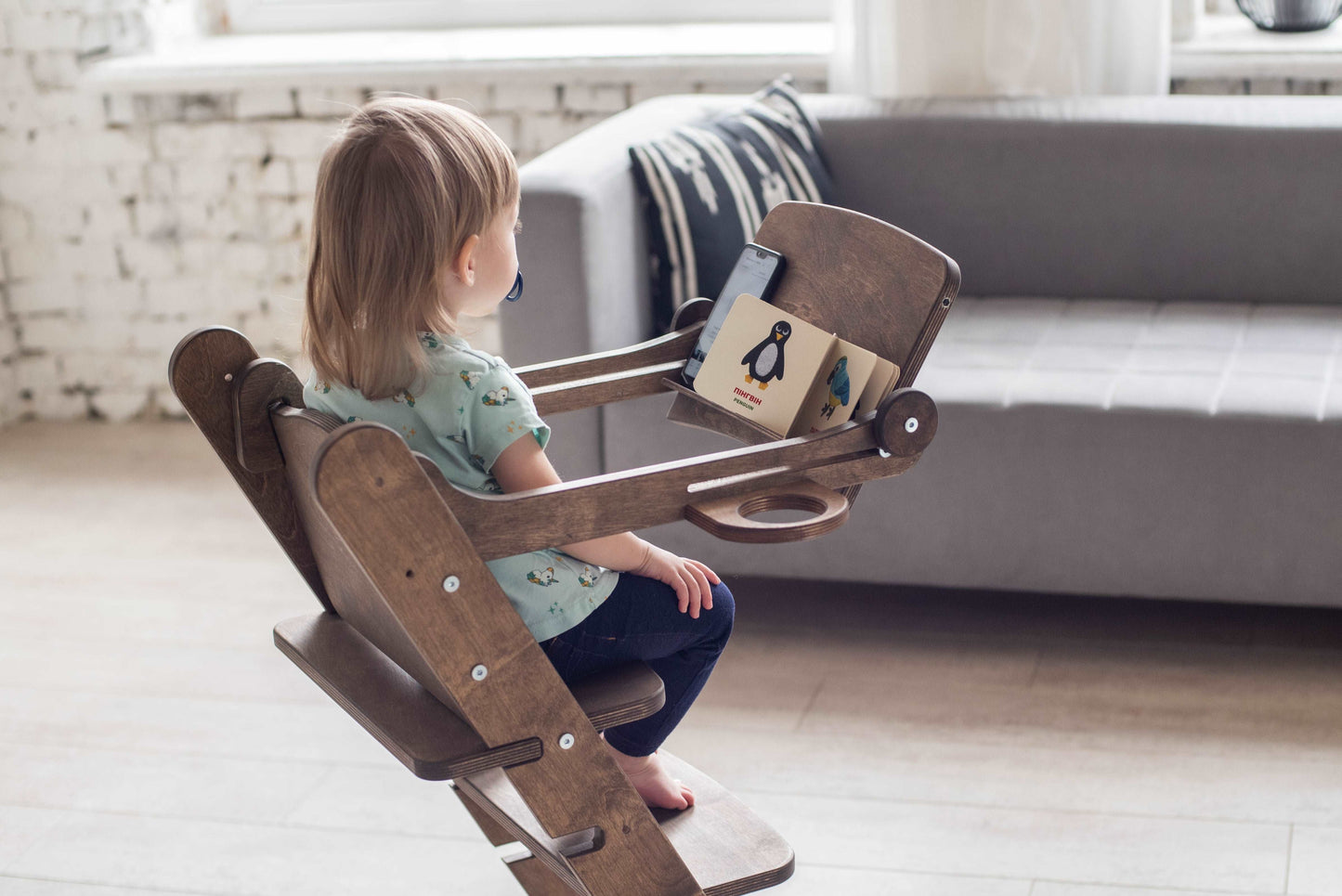 Growing Highchair for Babies to Toddlers - Ashley's Artistries